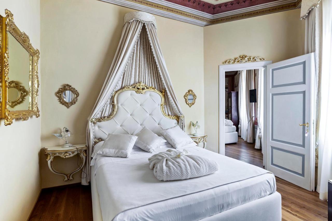 Residenza D'Epoca Palazzo Borghesi Bed & Breakfast Siena Ngoại thất bức ảnh