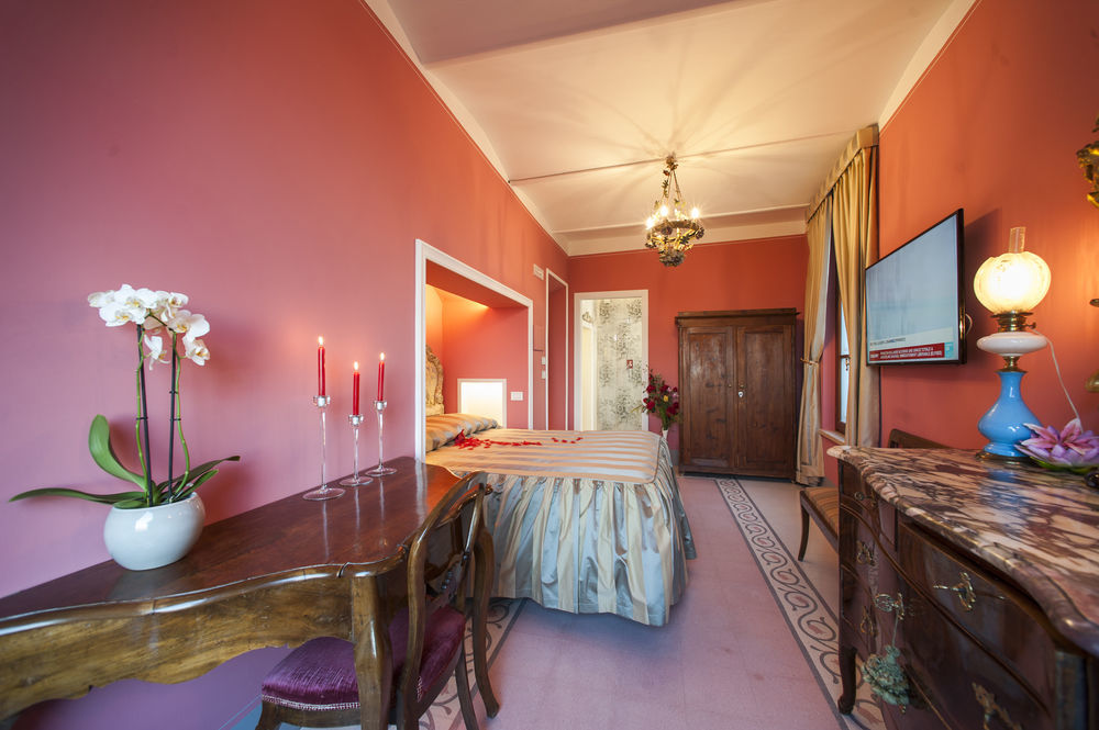 Residenza D'Epoca Palazzo Borghesi Bed & Breakfast Siena Ngoại thất bức ảnh